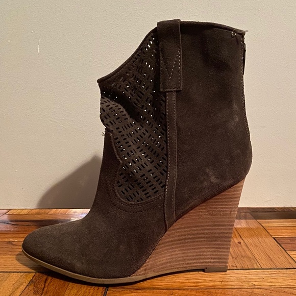 Crown Vintage leather wedge booties